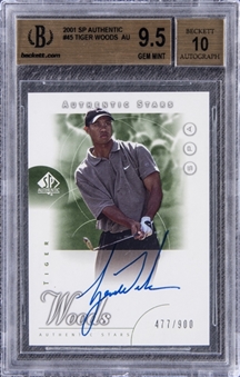 2001 SP Authentic Golf "Authentic Stars" Autograph #45 Tiger Woods Signed Rookie Card (#477/900) – BGS GEM MINT 9.5/BGS 10